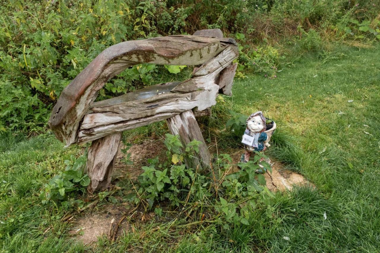 Rum Bridge "Owl Watch" Wooden Tipi Hotel Sudbury  Exterior foto